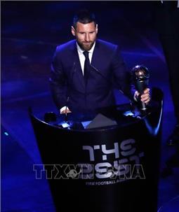 Messi lập kỷ lục 6 lần giành danh hiệu Quả bóng vàng